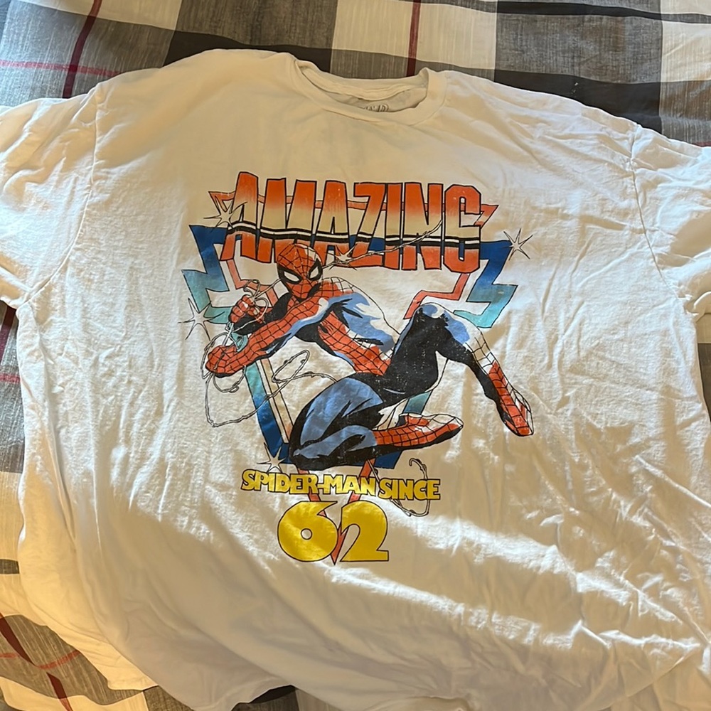Spider-Man shirt XL